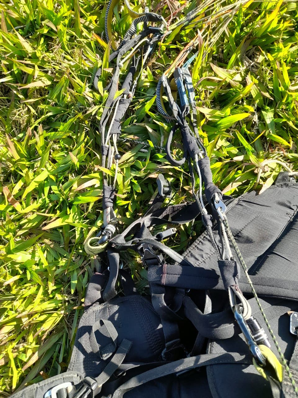 ADVANCE IOTA 2 parapente intermedio 70/88kg — foto 4